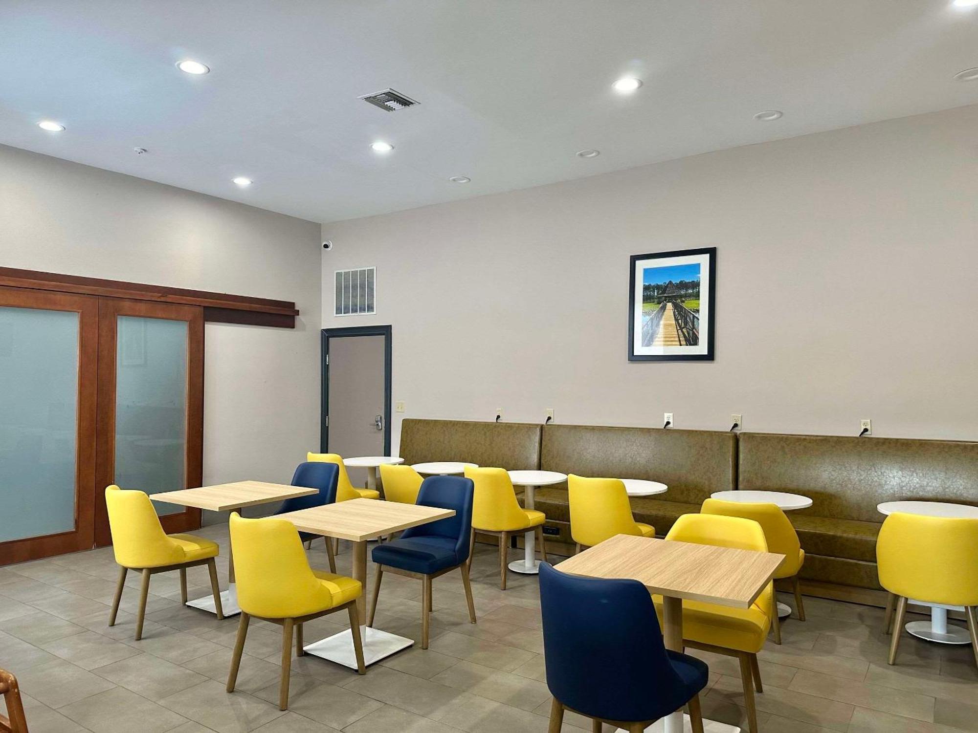 Comfort Inn & Suites Cartersville - Emerson Lake Point Екстериор снимка